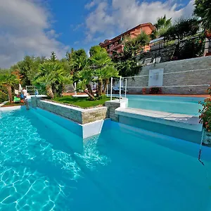 villa-giada-resort.hotelitalianriviera.com/
